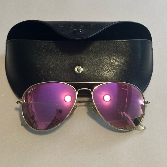 Diff Eyewear Accessories - Diff Eyewear Purple Aviator Sunglasses